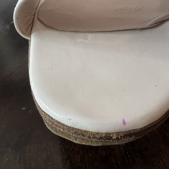 Manolo Blahnik Catalina Open Toe Heels Size 41 Patent Leather Beige Cream 4.5" - Picture 7 of 8